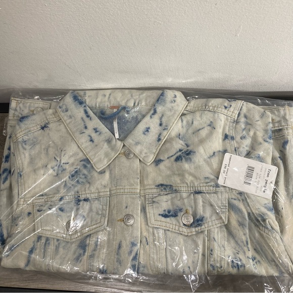 Free People Rumors Denim Jacket NWT - Picture 13 of 16